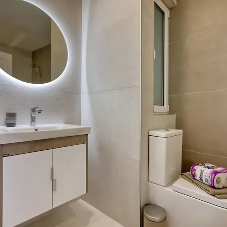 Appartamento Modern With Sea View Qawra *