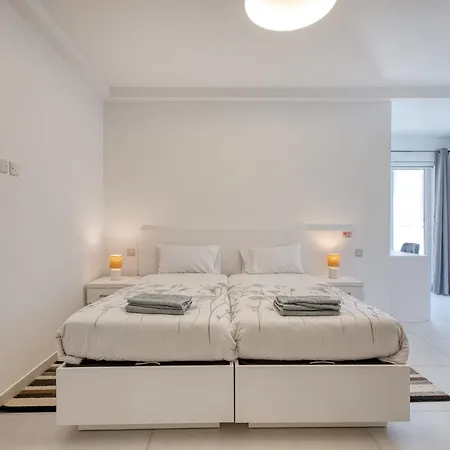 Modern With Sea View Qawra