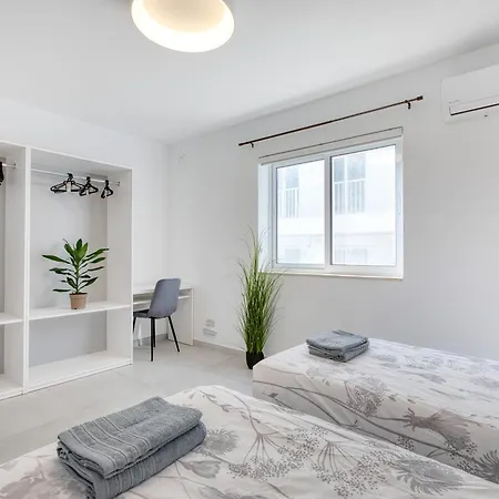 Modern With Sea View Qawra * St. Paul's Bay